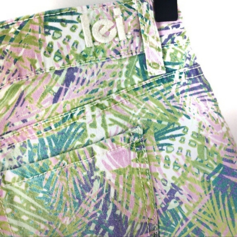 l.e.i. Lowrise Ashley Tropical Pastel Palm Leaf Cuffed Shorts Junior 3/Women S - Picture 6 of 8